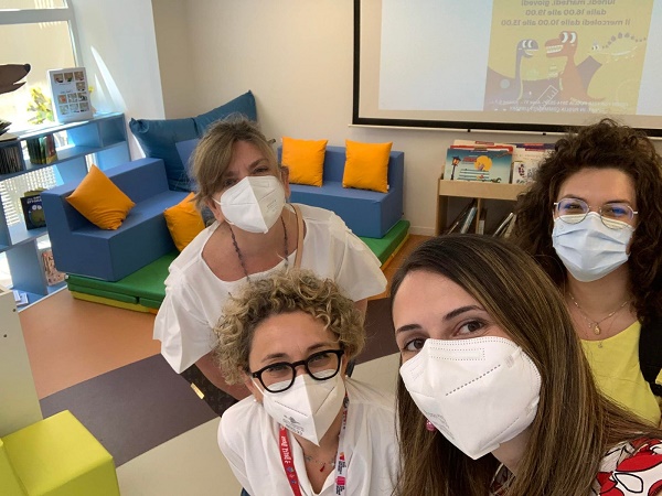 Sezione Ragazzi Biblioteca De Gemmis Bari staff